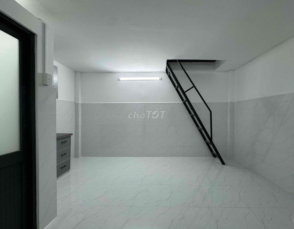 chính chủ cho thuê / 1 trệt 1 lầu / ngay Aeon Tân Phú