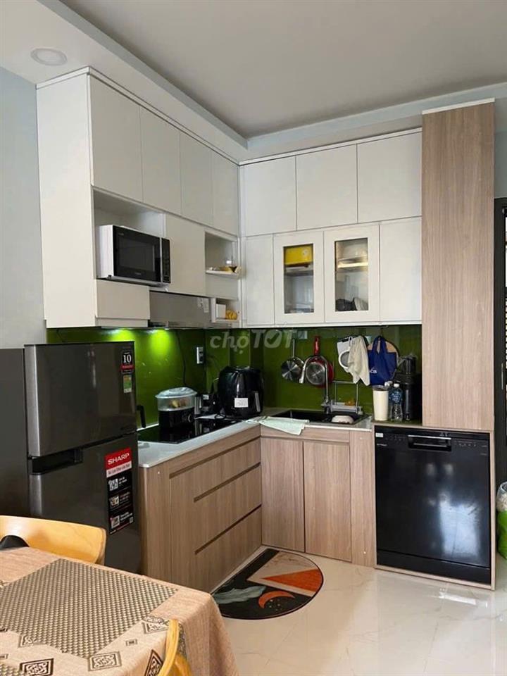 Căn 2p ngủ Chung cư Phú Thạnh- Nguyễn Sơn giá 9tr5/tháng