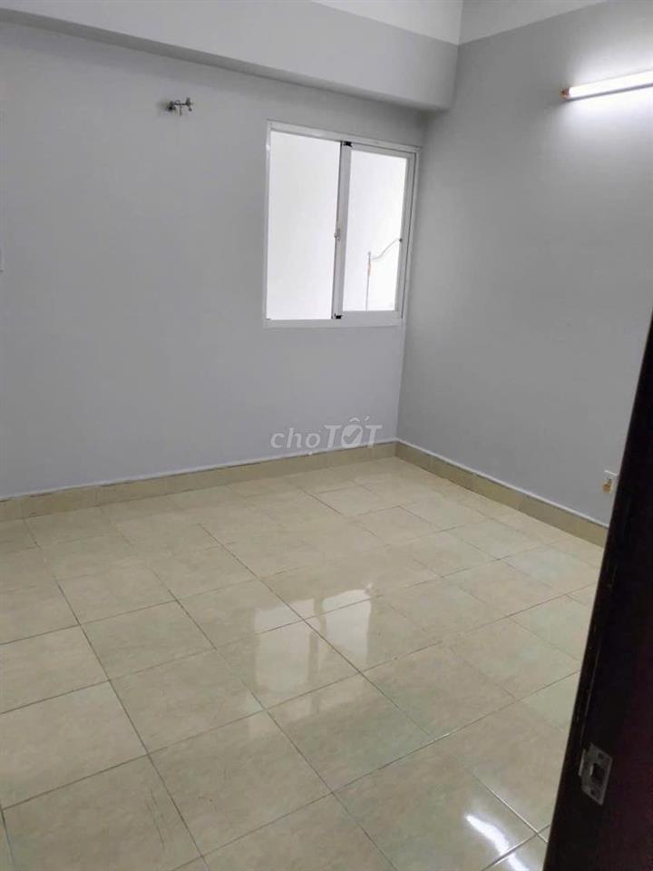 Chung cư Phú Thạnh, Nguyễn Sơn, TP: 2PN, 65m2, nhà trống, 7,5triệu