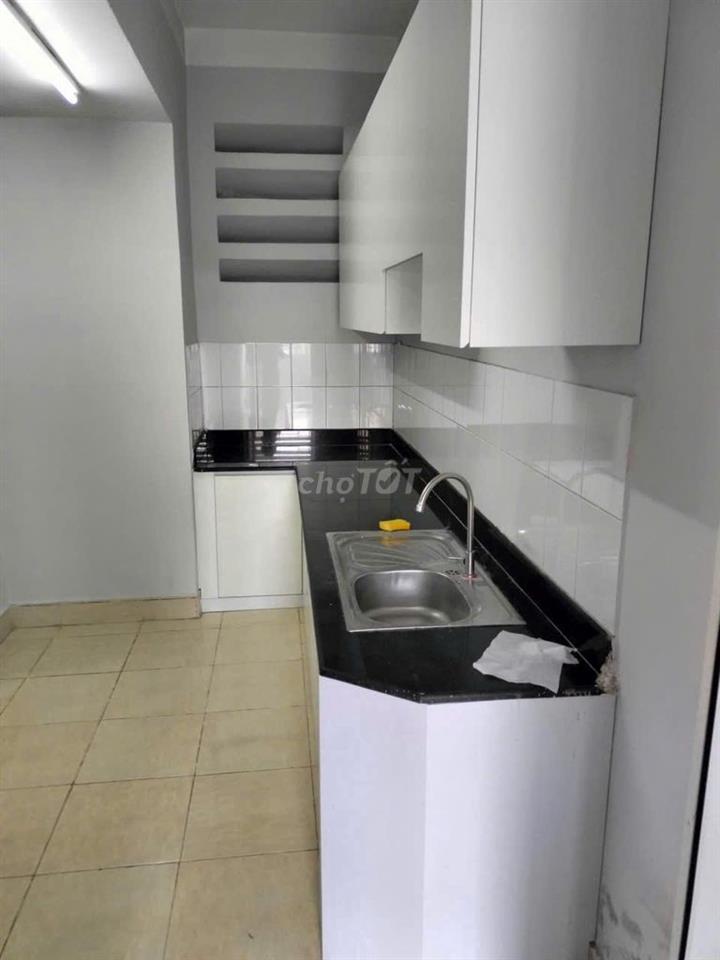 Chung cư Phú Thạnh, Nguyễn Sơn, TP: 2PN, 65m2, nhà trống, 7,5triệu