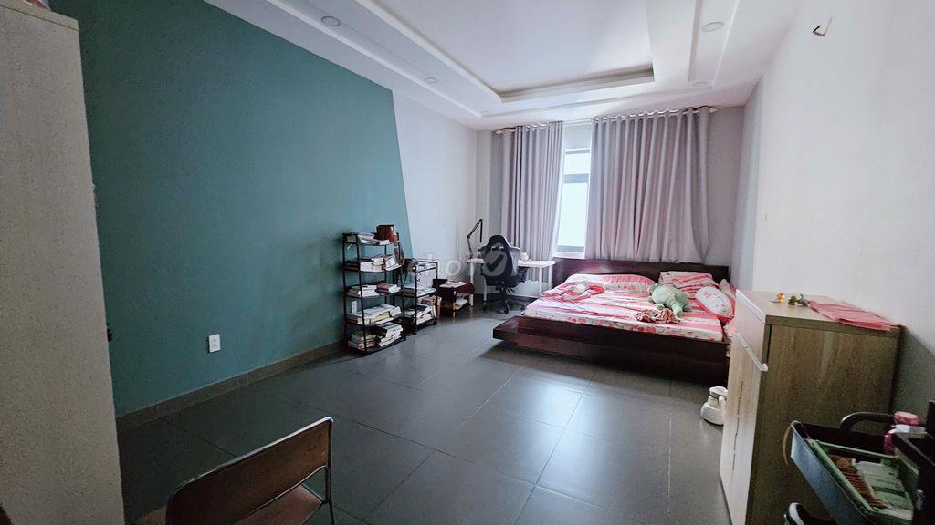 MTKD: 276 Trịnh Đình Trọng, Tân Phú. 8*23m (dtsd: 800m2) *39,9tỷ*