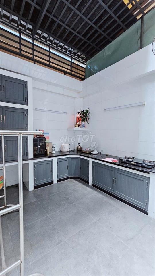 MTKD: 276 Trịnh Đình Trọng, Tân Phú. 8*23m (dtsd: 800m2) *39,9tỷ*