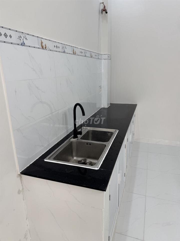 Bán nhà mới xây 482/5/8C Phú thọ hòa, tân phú dt: 4.1 x 8 giá 4tỷ3