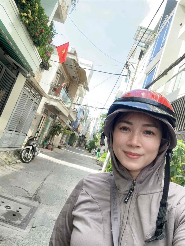 bán nhà 3 tầng |4Pn| Shr| hẻm xe hơi, gần Đầm Sen DT:60 |5 Đ
