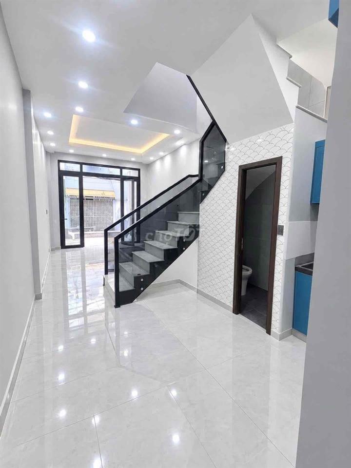Quận 11| Hxh thông| Nhà Đẹp 2 Tầng| 51m2 | Nhỉnh 6 Tỷ