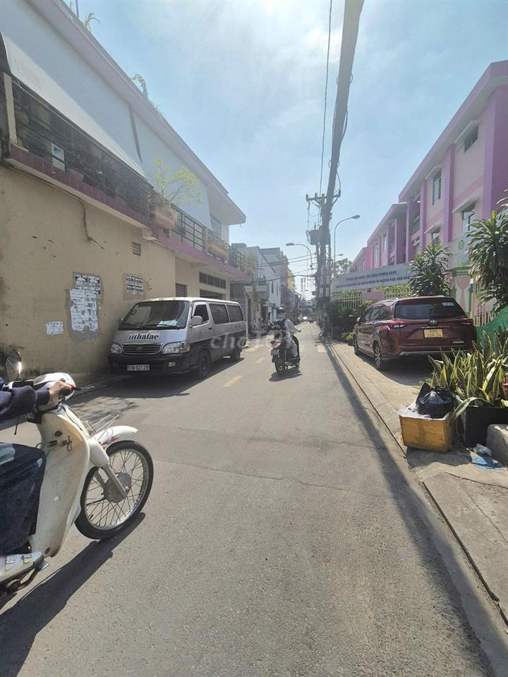 Cần cho thuê nhà 26 Lê Cảnh Tuân có bề ngang 8m