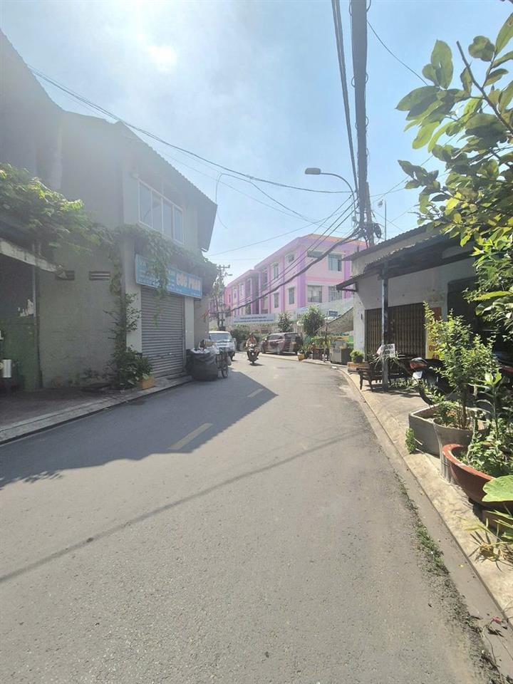Cần cho thuê nhà 26 Lê Cảnh Tuân có bề ngang 8m