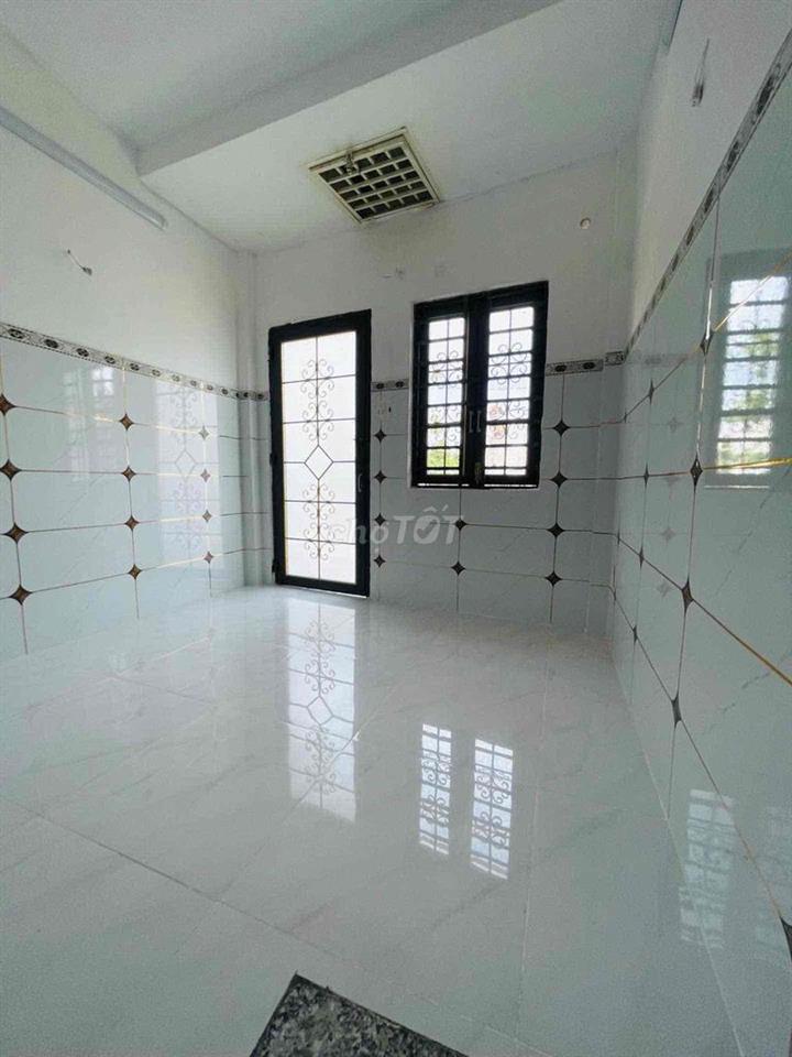 Nhà bán Tân Phú, mặt tiền kinh doanh / 3x8m, hai tầng ở liền_ SHR / Ch
