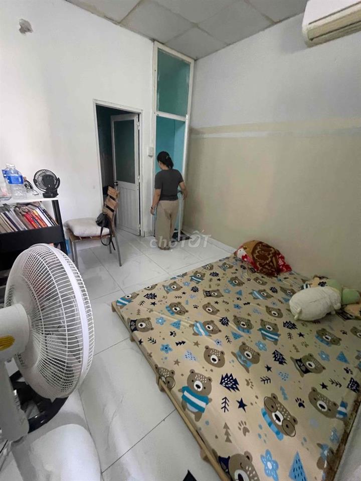 Nhà hẽm 101 Gò Dầu (đường Nguyễn Háo Vĩnh) nội bộ chỉ 4 hộ,cựcyên tĩnh