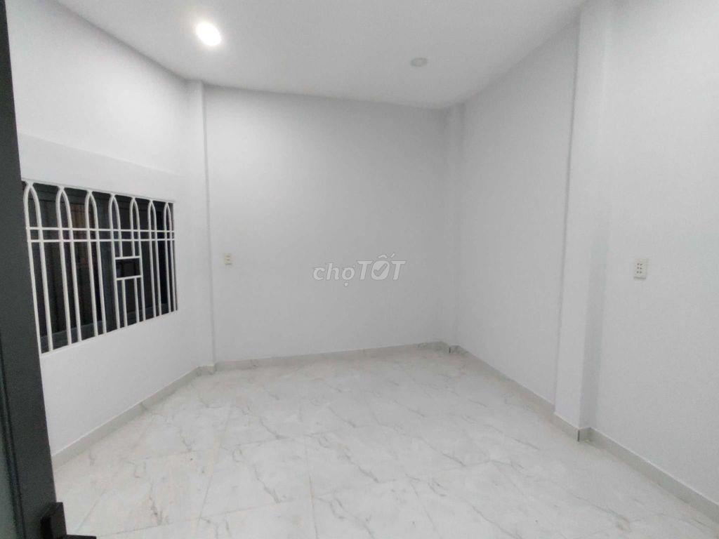 Bán nhà hẻm xe tải Âu Cơ