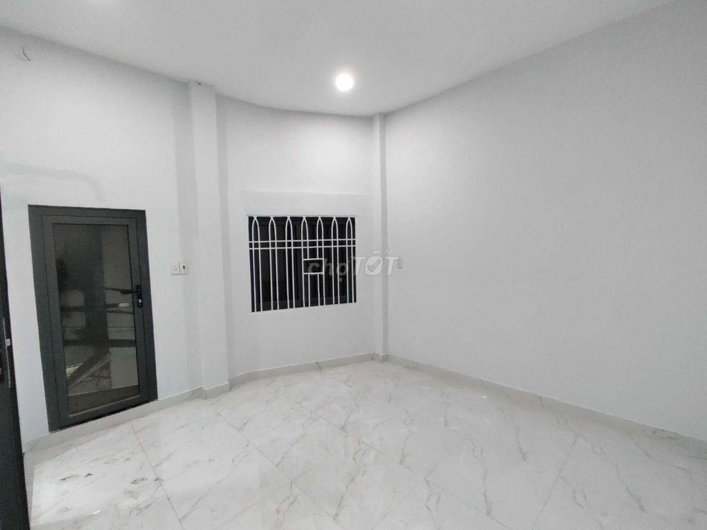 Bán nhà hẻm xe tải Âu Cơ