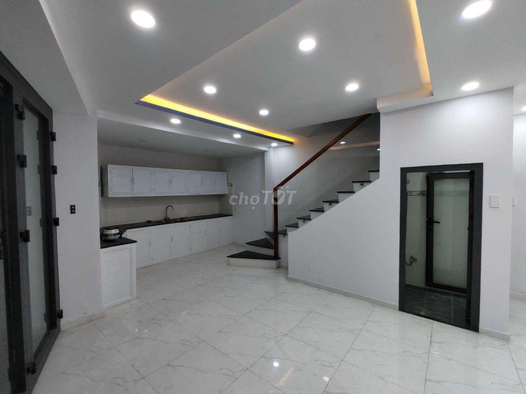 Bán nhà hẻm xe tải Âu Cơ