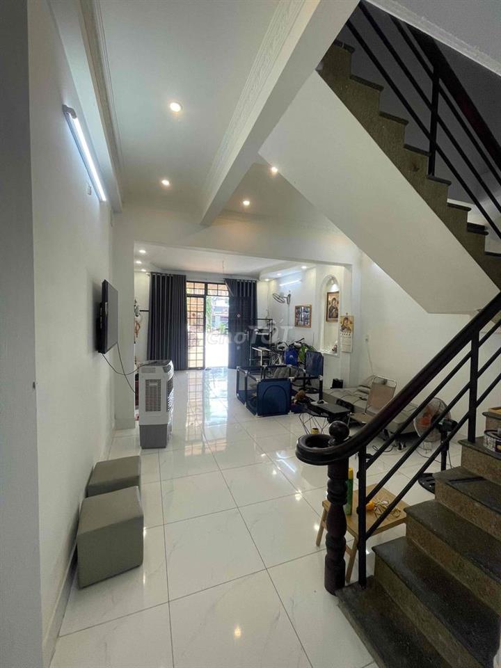 bán nhà chính chủ đường Tây Sơn ngang 4,6m 1 lầu vị trí đẹp