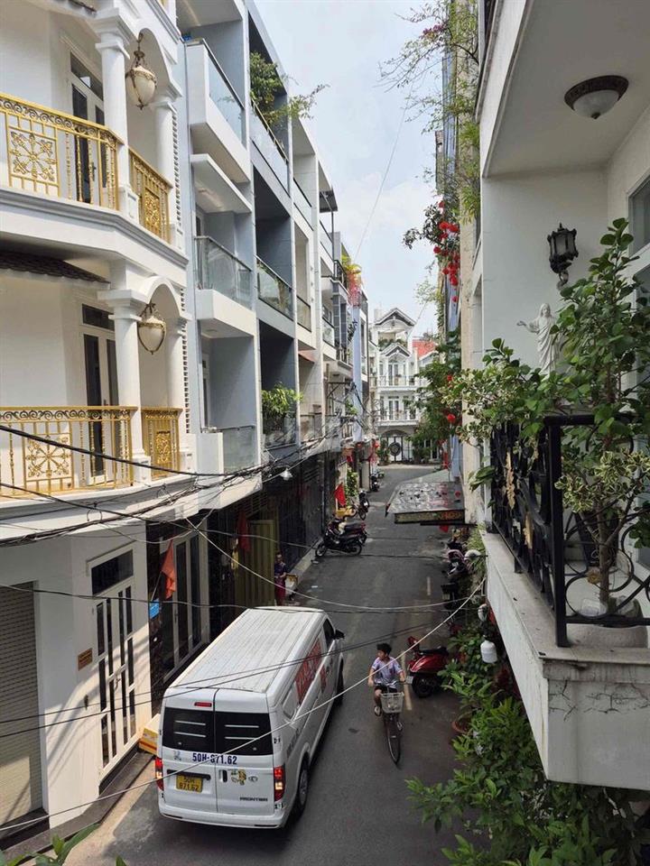 NHÀ 8 tỷ GIÁP TÂN SƠN NHÌ TÂN PHÚ