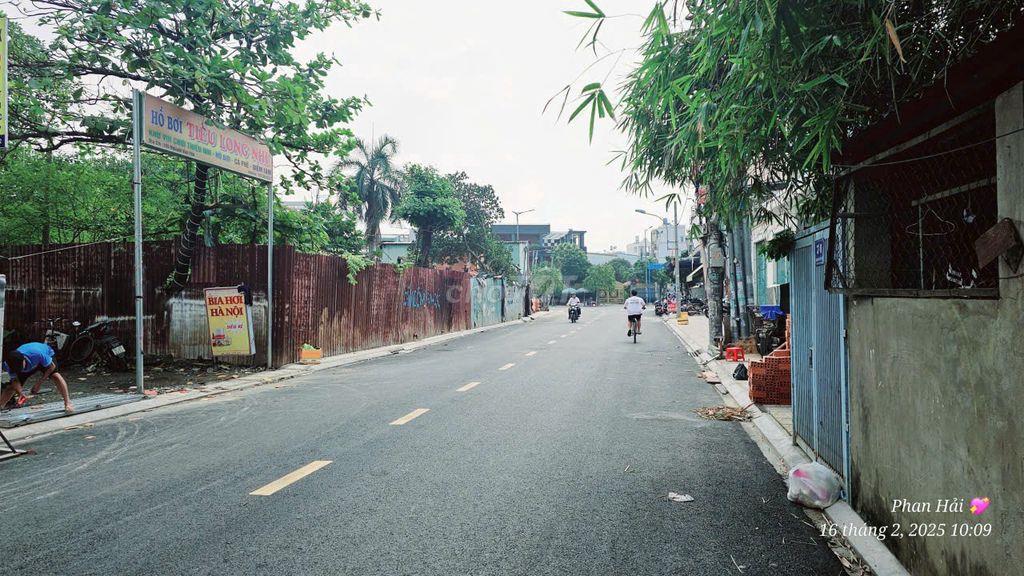 Nhà mặt tiền số 19 Nguyễn Văn Yến