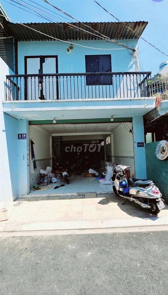 Nhà mặt tiền số 19 Nguyễn Văn Yến