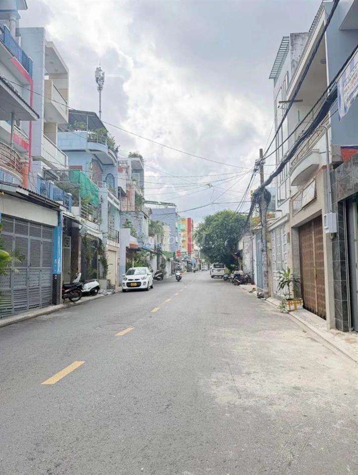 Nhà mặt tiền số 19 Nguyễn Văn Yến
