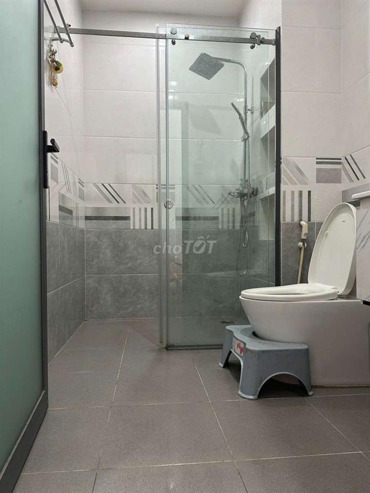 Gấp !!! Bán nhà Mặt Tiền đường Tân Quý