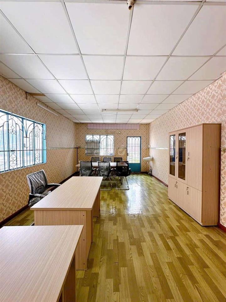 Nhà góc chợ 2MT 264/5 Nguyễn Sơn, Tân Phú, 3 tầng, hướng Đông, 9.8 tỷ