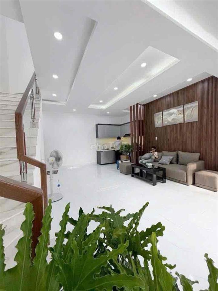 Nhà ở Tân Phú