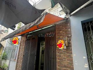 Bán nhà cách 3 căn ra duong Vuon Lài dt 52m2 nhỉnh 4 tỏi