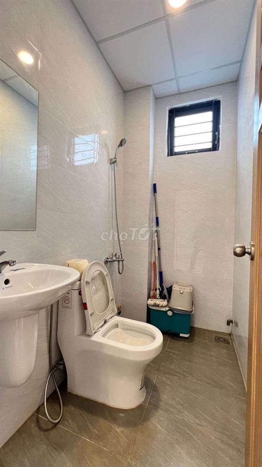 NHÀ HXH_Đ. ÂU CƠ_GIÁP Q.11 + Q.TÂN BÌNH_15P TỚI SÂN BAY 