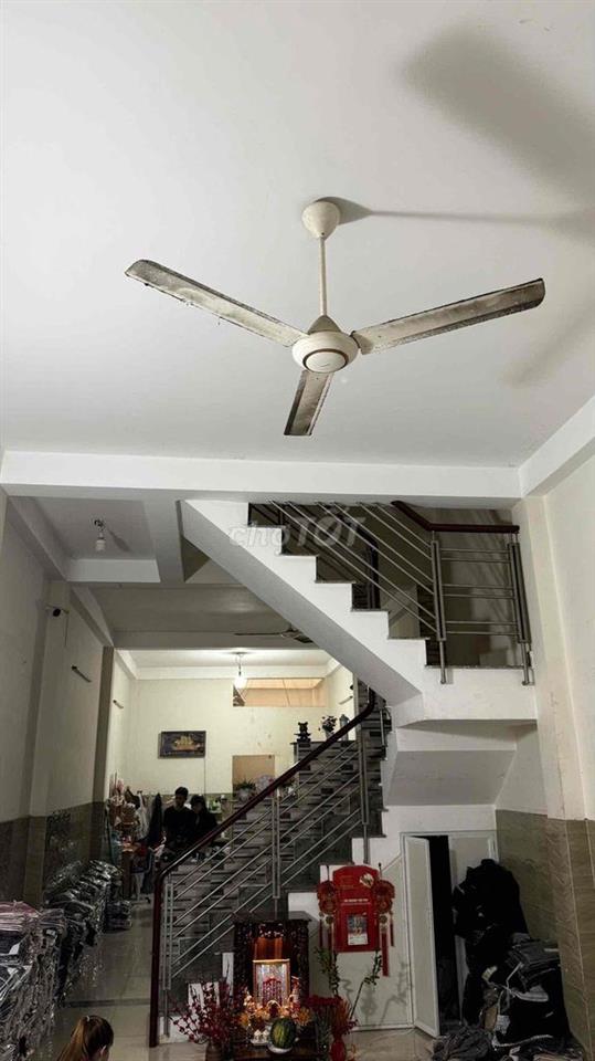 chính chủ bán nhà hẻm trung tâm tân phú