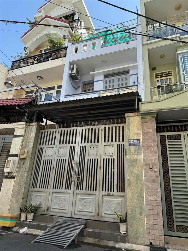 chính chủ bán nhà hẻm trung tâm tân phú