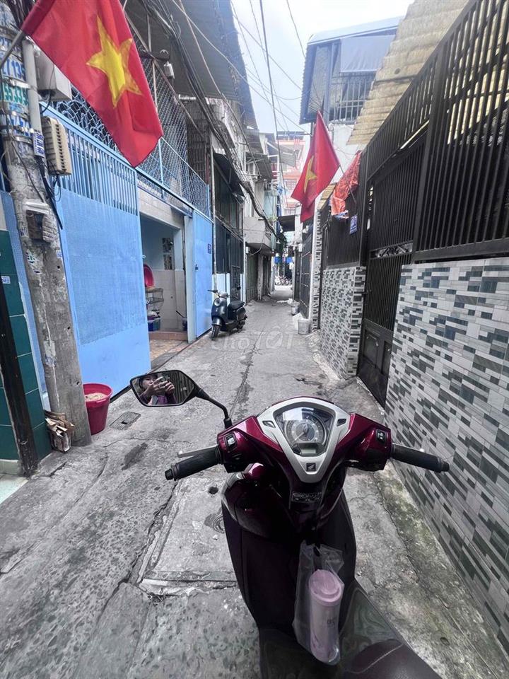 Nhà xưởng Tân phú / Một đất 2căn