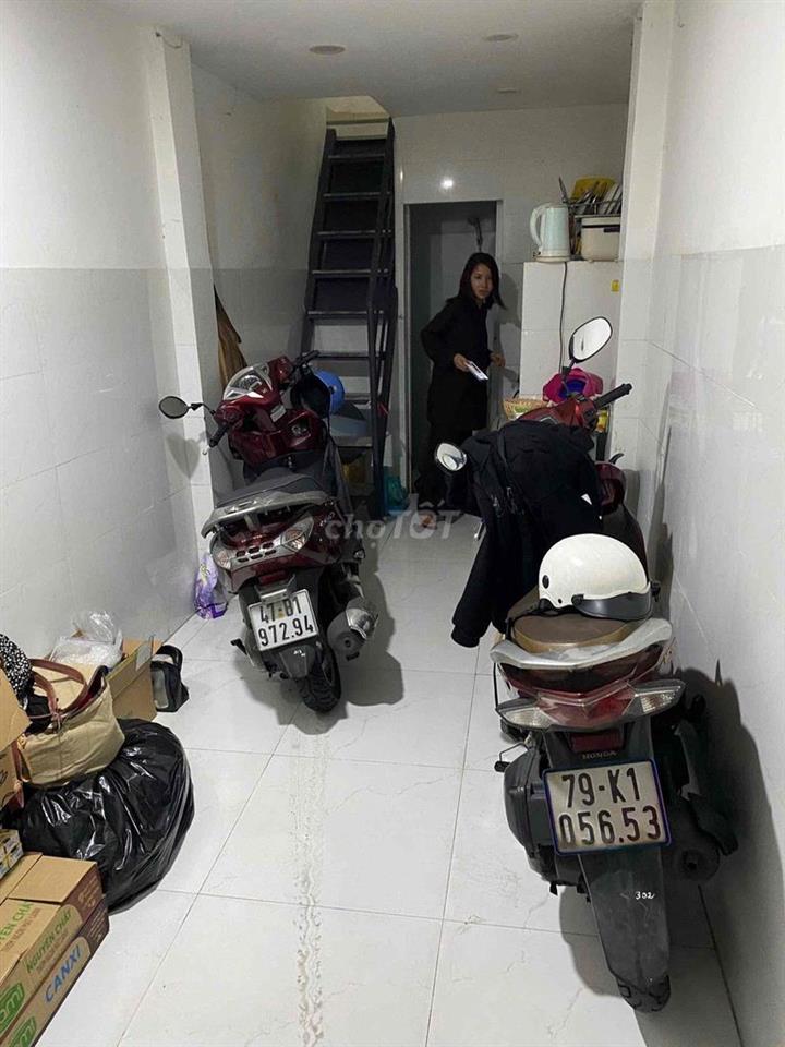 nhà tân phú