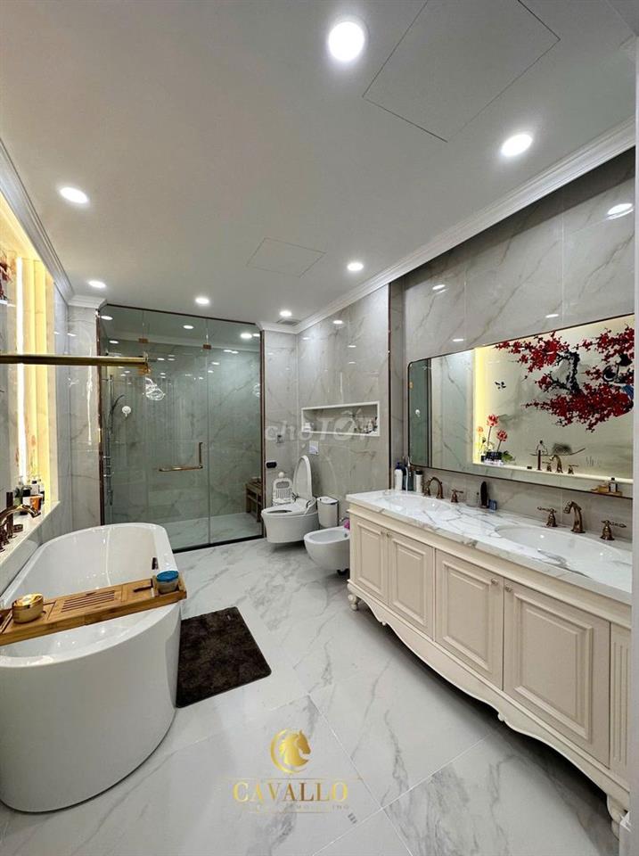 BIỆT THỰ TRƯƠNG VĨNH KÝ - MT ( NGANG 8M - 5 TẦNG RẤT ĐẸP THANG MÁY )