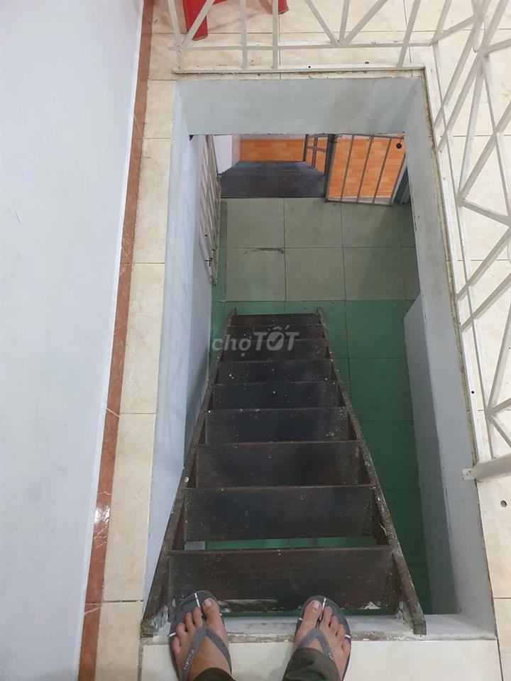 Nhà Đỗ Thừa Luông 4.5x7.2m, 2PN 2WC, hẻm an ninh, gần chợ,SH - 2.85 tỷ