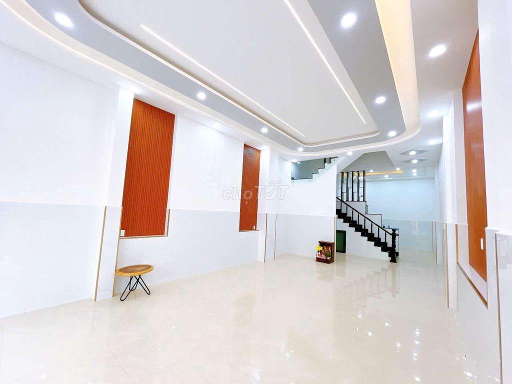 Bán nhà MT 106 Cầu Xéo 5,2m x18m