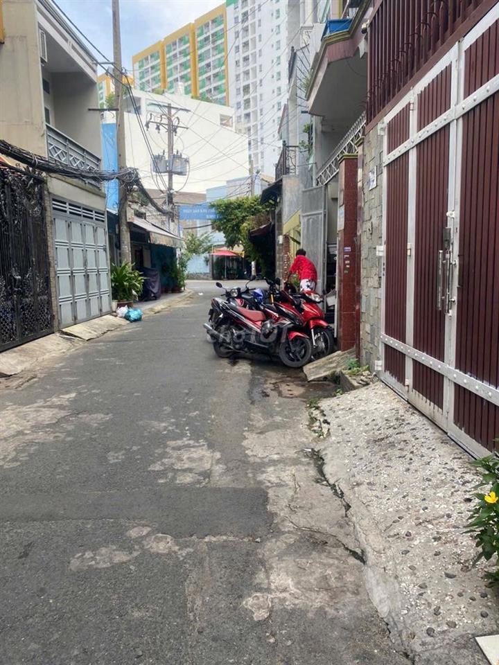 Cần bán gấp nhà nát đã đập đi