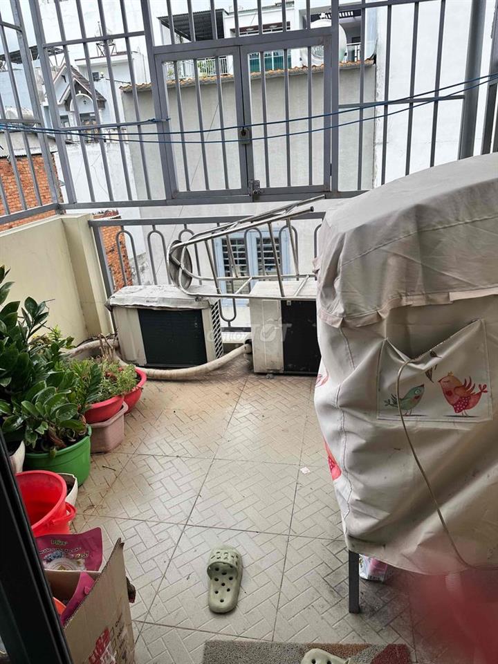 Nhà hẻm