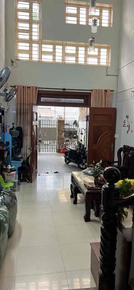 cần bán nhà