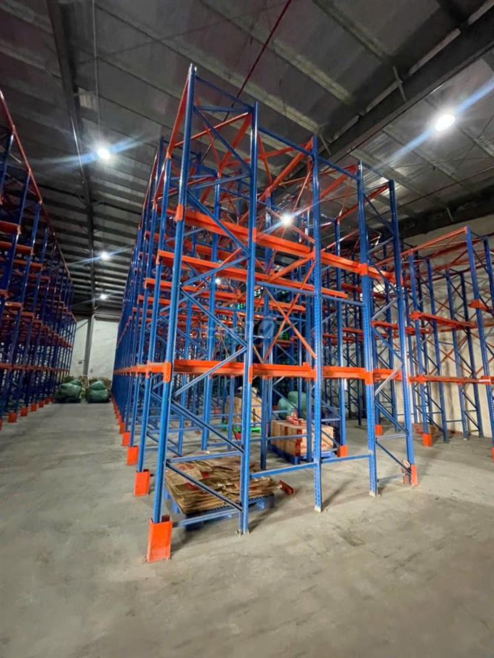 Cho thuê kho 700m2 PCCC tự động, đường cont 24/24 tận kho