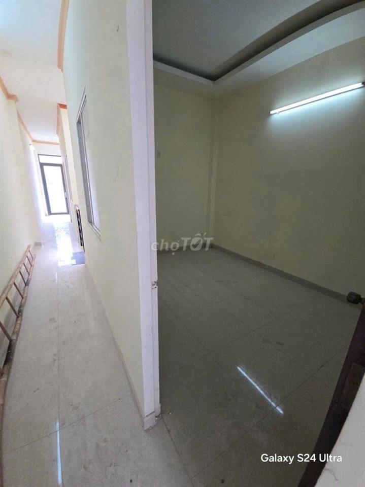( 9,5 Triệu 3 PN) Cho thuê nhà Lê Trọng Tấn DT 4x15m 1 Trệt 1 Lầu