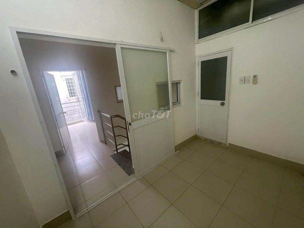 CHO THUÊ NHÀ MTKD ĐƯỜNG NGUYỄN HỮU DẬT DT 3,6X17M 2 PN 1 WC