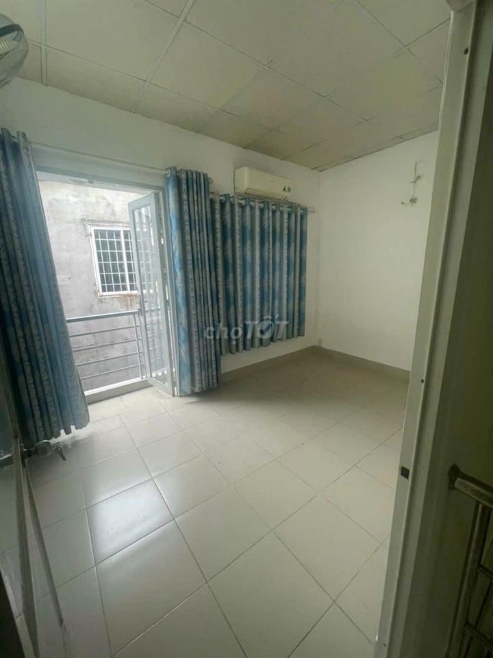 CHO THUÊ NHÀ MTKD ĐƯỜNG NGUYỄN HỮU DẬT DT 3,6X17M 2 PN 1 WC
