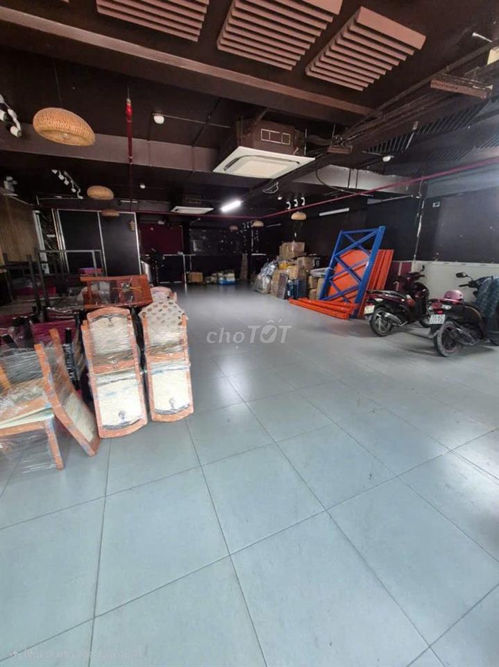 CHO THUÊ NHÀ MTKD – NGAY AEON TÂN PHÚ- DT 8X20M 5 LẦU TRỐNG SUỐT