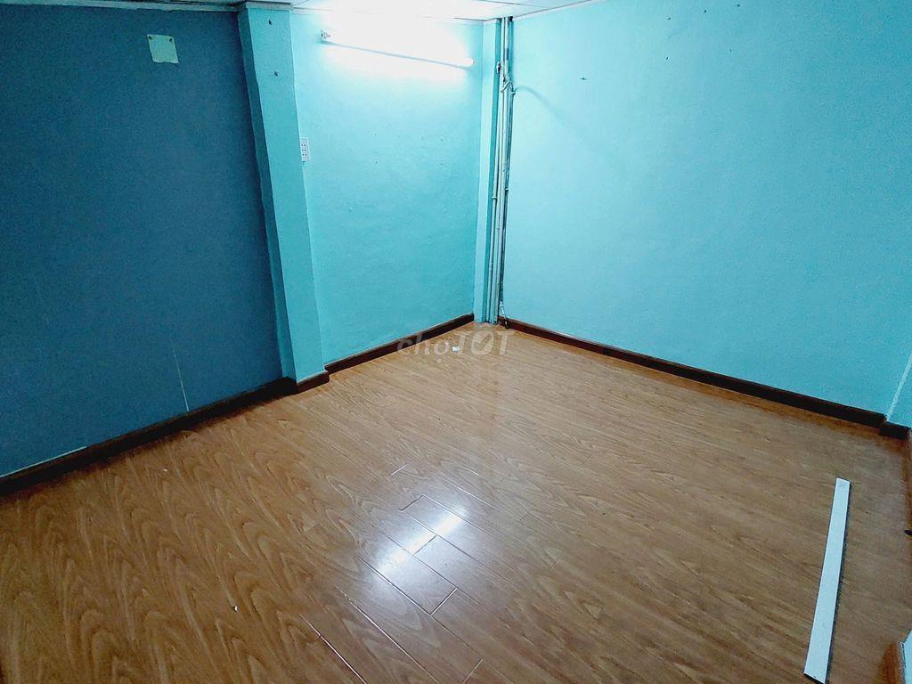 Bán nhà quận Tân Phú