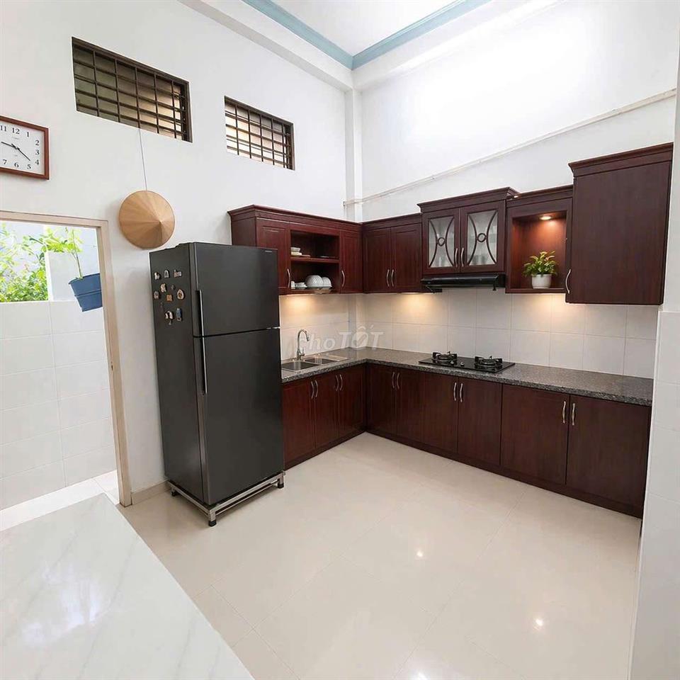 🏡BÁN NHÀ VIP gần Vườn Lài 4x18m, Đúc 2 Lầu ST, 5PN, giá OK [9.8 tỷ]