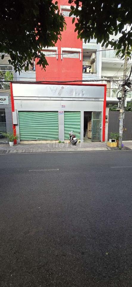 nhà bán phù hợp mở Trung Tâm