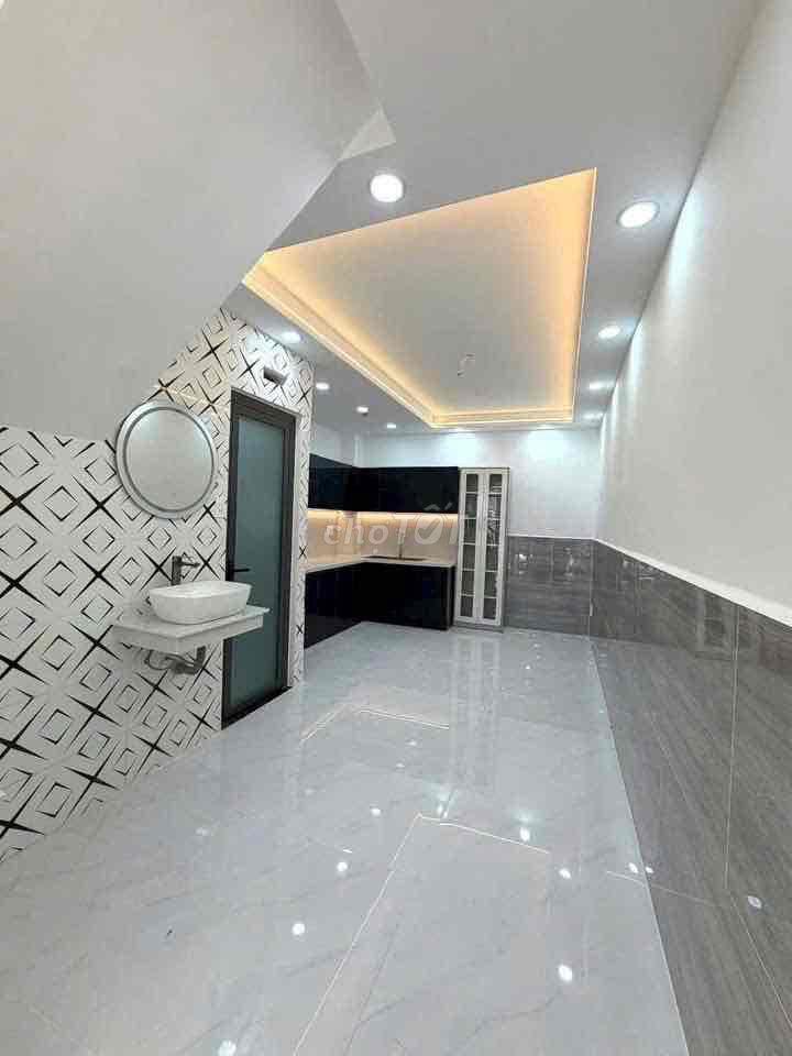 Hẻm 6m VƯỜN LÀI, 2 Tấm, 4 x 18m, 3 Phòng Ngủ, 3 wc