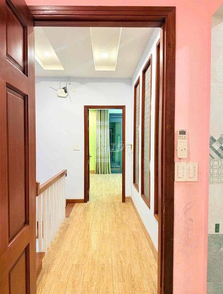 Hẻm 6m Nguyễn Sơn, 3 Tấm, 6 x 18m, 4 Phòng Ngủ, 4wc, sân Thượng