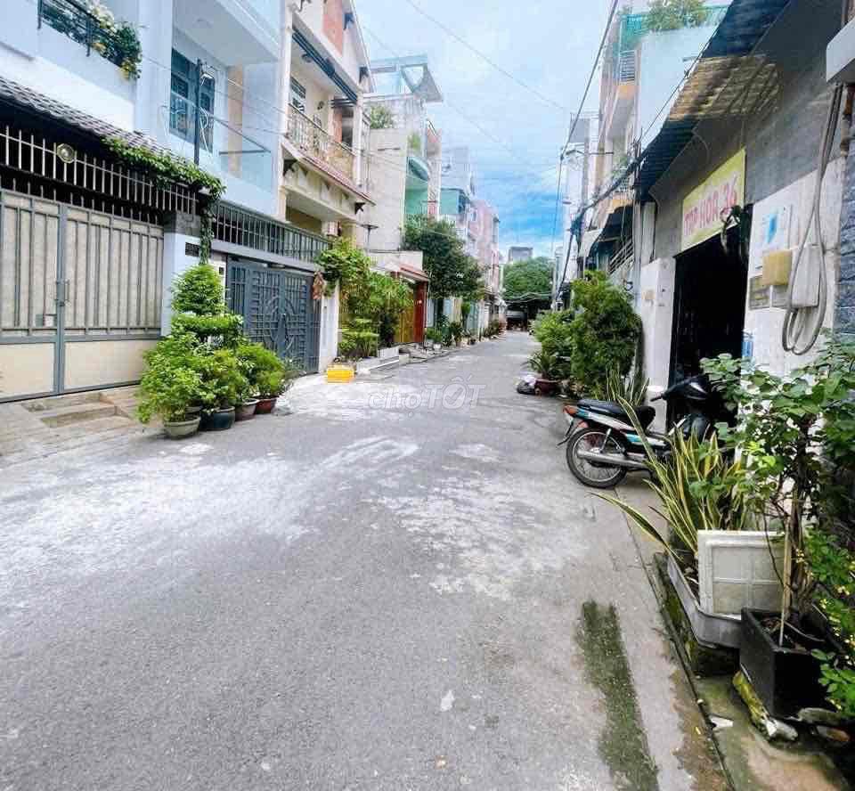 Hẻm 6m Thông Tô Hiệu, 2 Lầu, 4 x 16m, 3 Phòng Ngủ, 3 wc, Sân Thượng