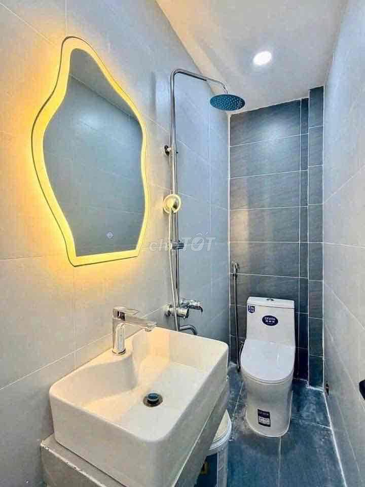 Hẻm 6m Sơn Kỳ ra Lê Trọng Tấn, 2 Tấm, 4 x 16m, 3 Phòng Ngủ, 2 wc
