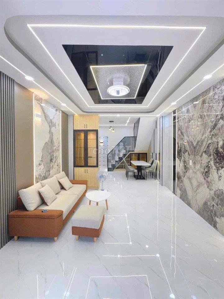 Hẻm 6m Tô Hiệu giao Hoà Bình, 2 Tấm, 4 x 18m, 3 Phòng Ngủ, 3 wc