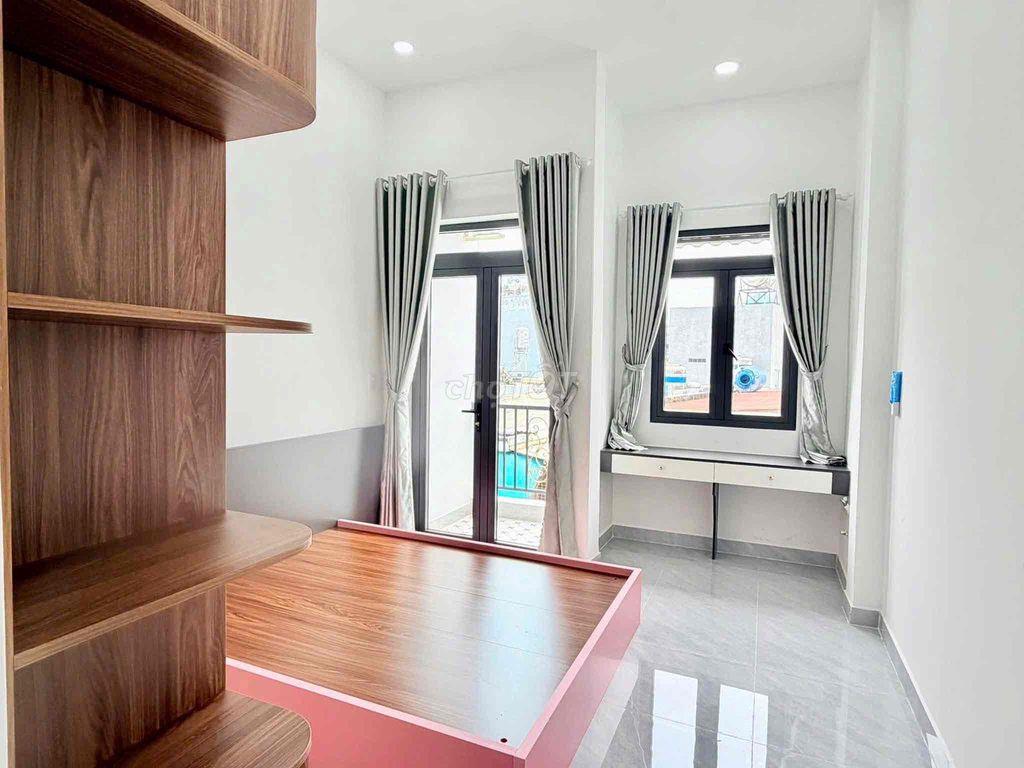 Hẻm 6m Thông Tân Kỳ Tân Quý, 4 Tấm, 4 x 22m, 5 Phòng Ngủ, 5 wc, sân Th